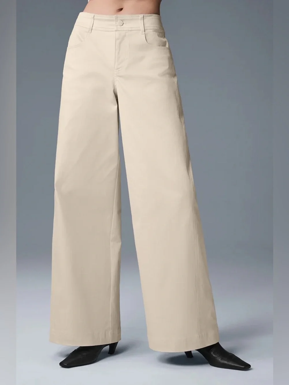 Alo Yoga Wanderlust Low Rise Wide Leg Trouser Oat Milk Small NWT